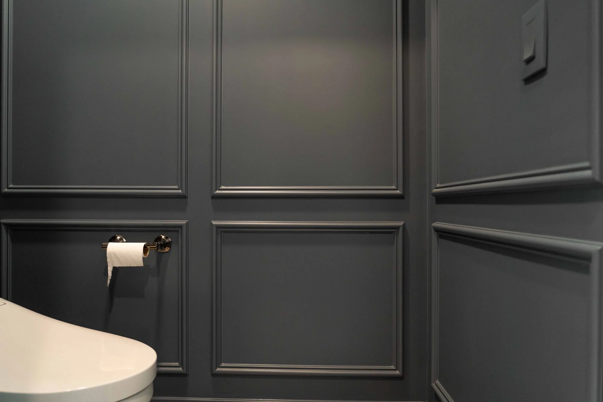 Spa bathroom remodel in La Jolla with soaking tub, custom vanity, and floor-to-ceiling porcelain tile by SD Remodel Experts